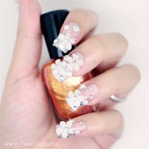 Crystal flower nails