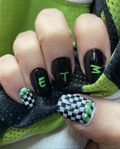 ET3 Nails