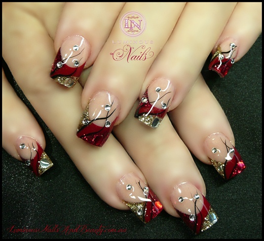 Christmas Nails in Red &amp; Gold..