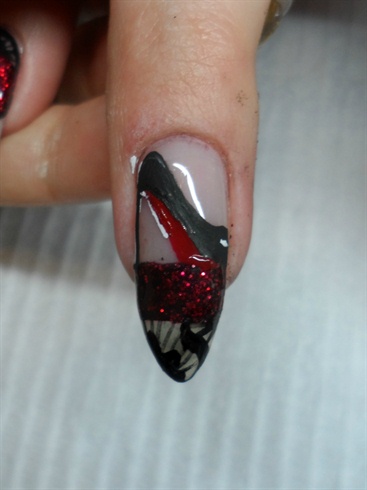 Stiletto- Draw out these killer stilettos with red soles, and apply white shading details!