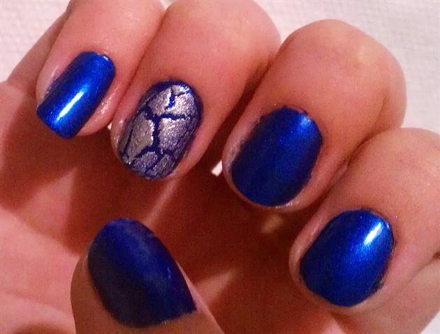 Blue and Silver Crackle