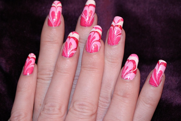 Valentine&#39;s day heart water marble