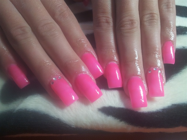 Neon Pink Nail Art on Tumblr - wide 2
