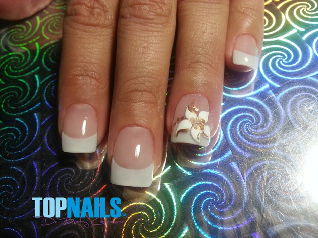 Floral Art Nails french head painted