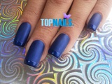 Acrylic nails with bright nail tip matt