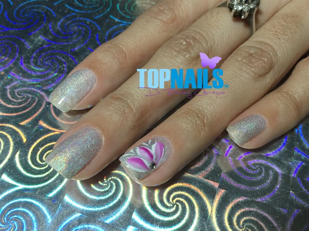 Acrylic Nails glitter and designs flower