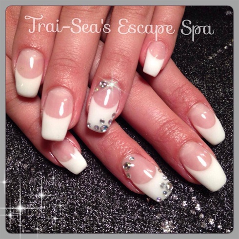 French Tips With Accent Nails