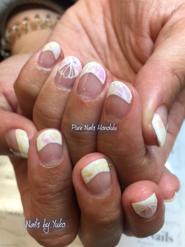 Seashell Nails