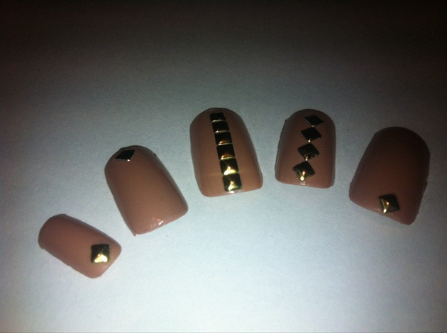 Gold Studded Nails 