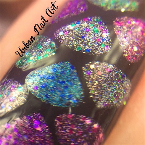 Microshot of accent nail