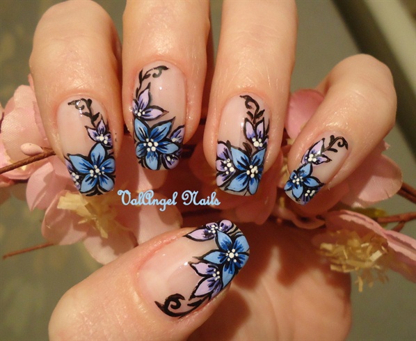 Nail art &quot;Floral French&quot;