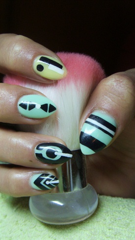 Green and yellow nails- Abstract nails