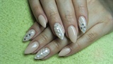 Beige (nude) nails with rhinestones