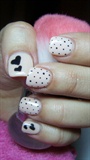 Powder nails with black dots and hearts