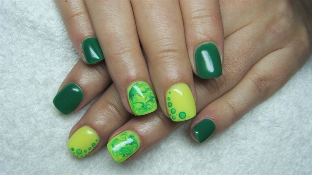Green and yellow nails