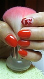 Red nails with kisses