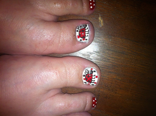 lady bug toes