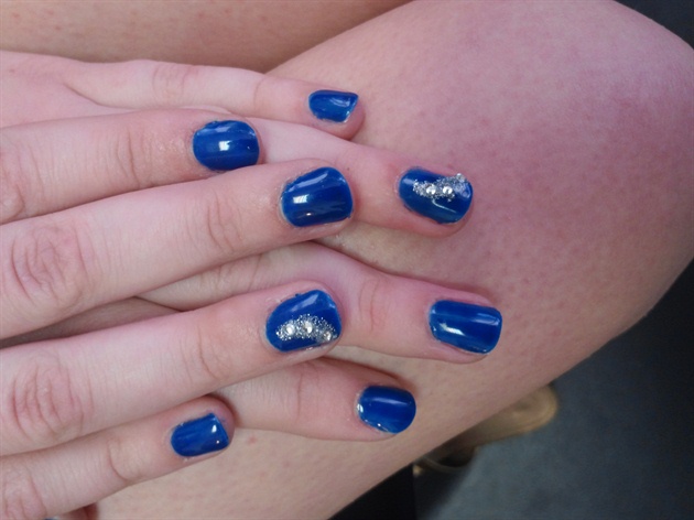 blue nails to match homecoming dress