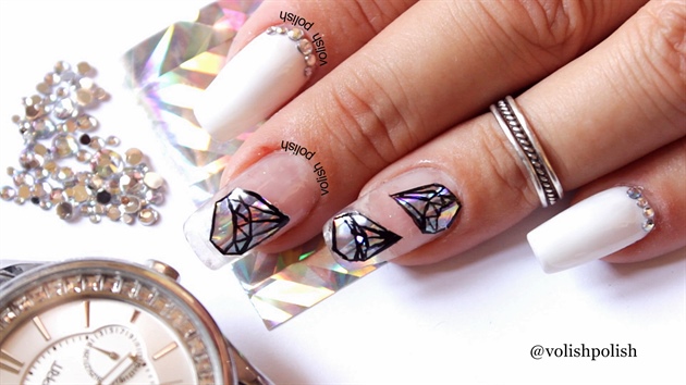 Diamond nail art