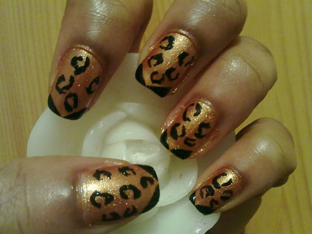 Zini Art Sexy Tigress Nails